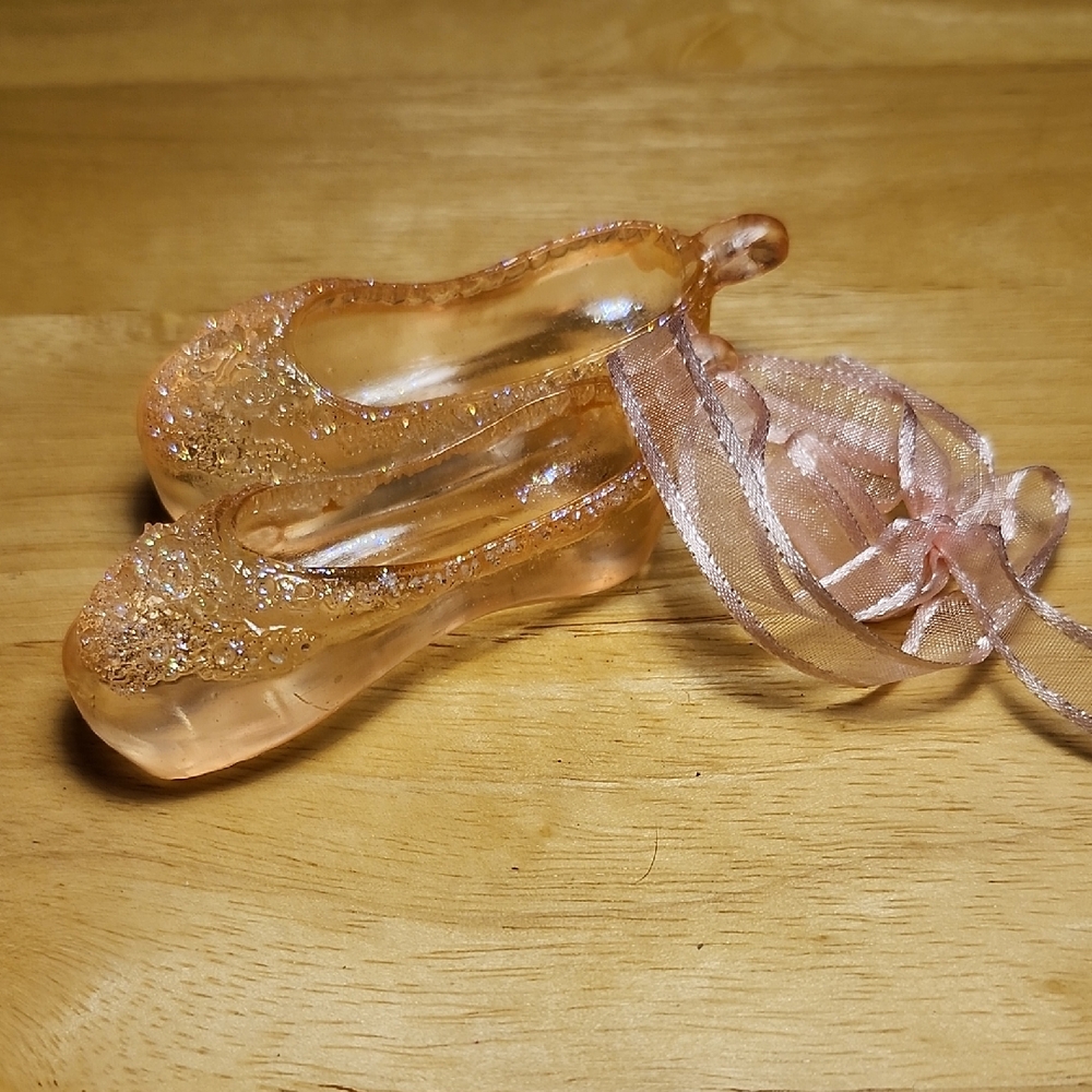 Elegant Pink Resin Slipper Ornament